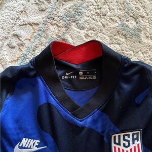 Nike USA jersey size medium